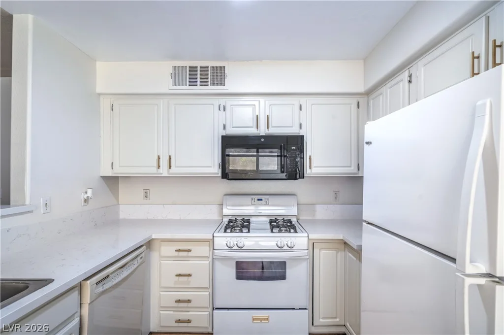 5710 Tropicana, Las Vegas, NV 89122