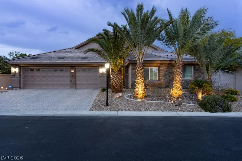 6012 Chessington, Las Vegas, NV 89131