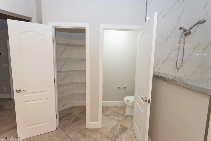 6012 Chessington, Las Vegas, NV 89131