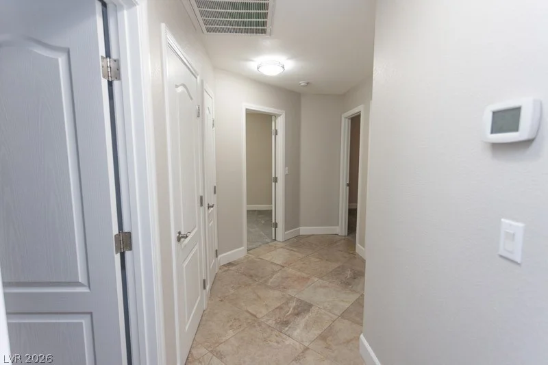 6012 Chessington, Las Vegas, NV 89131
