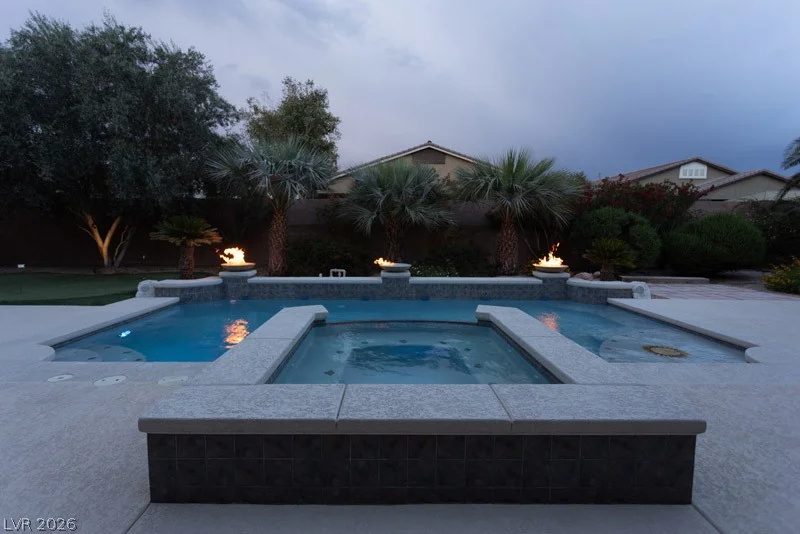 6012 Chessington, Las Vegas, NV 89131