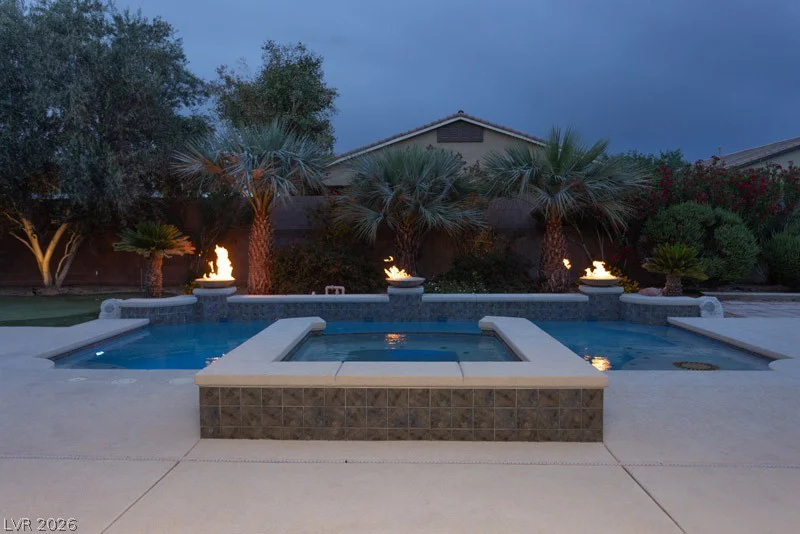 6012 Chessington, Las Vegas, NV 89131