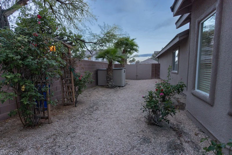 6012 Chessington, Las Vegas, NV 89131
