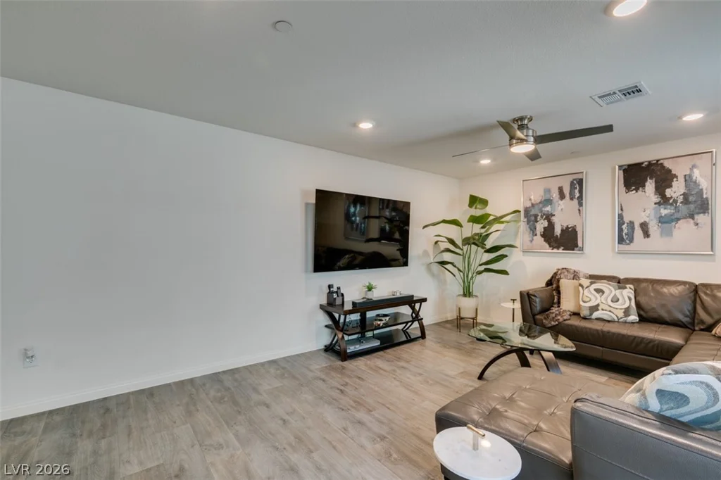 2682 Weathered Copper, North Las Vegas, NV 89086