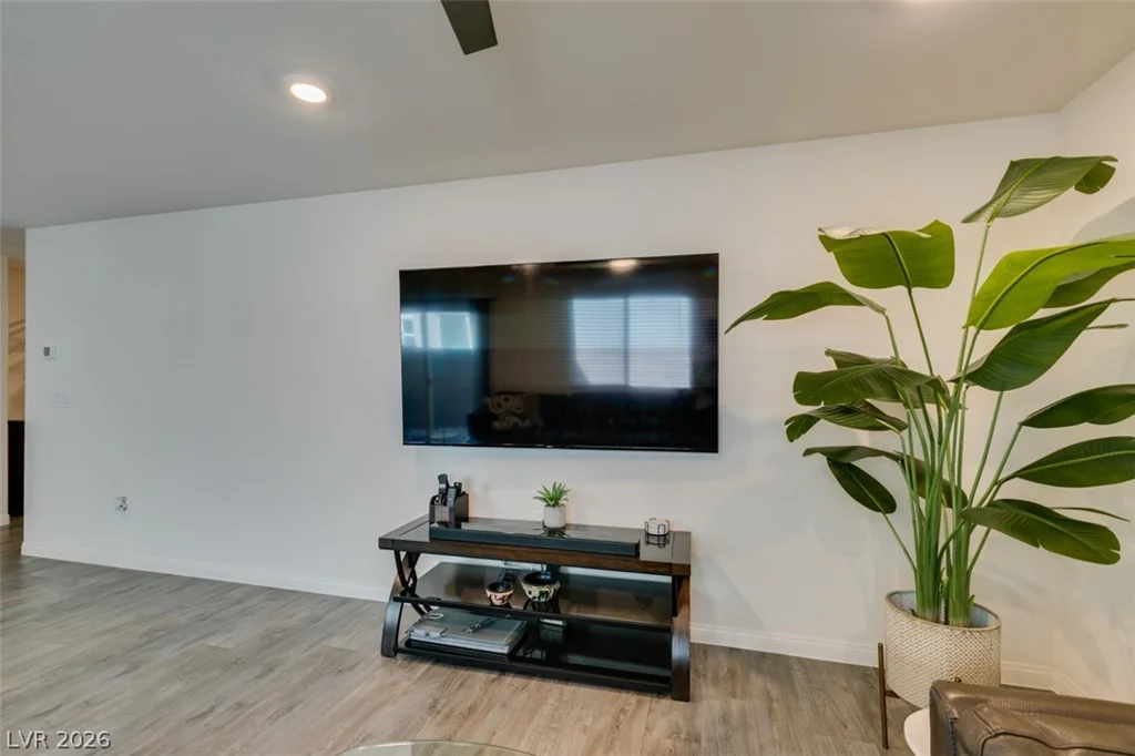 2682 Weathered Copper, North Las Vegas, NV 89086