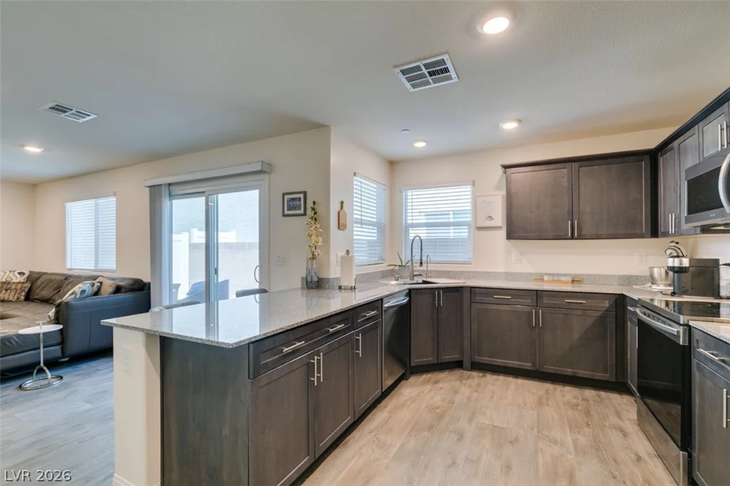2682 Weathered Copper, North Las Vegas, NV 89086