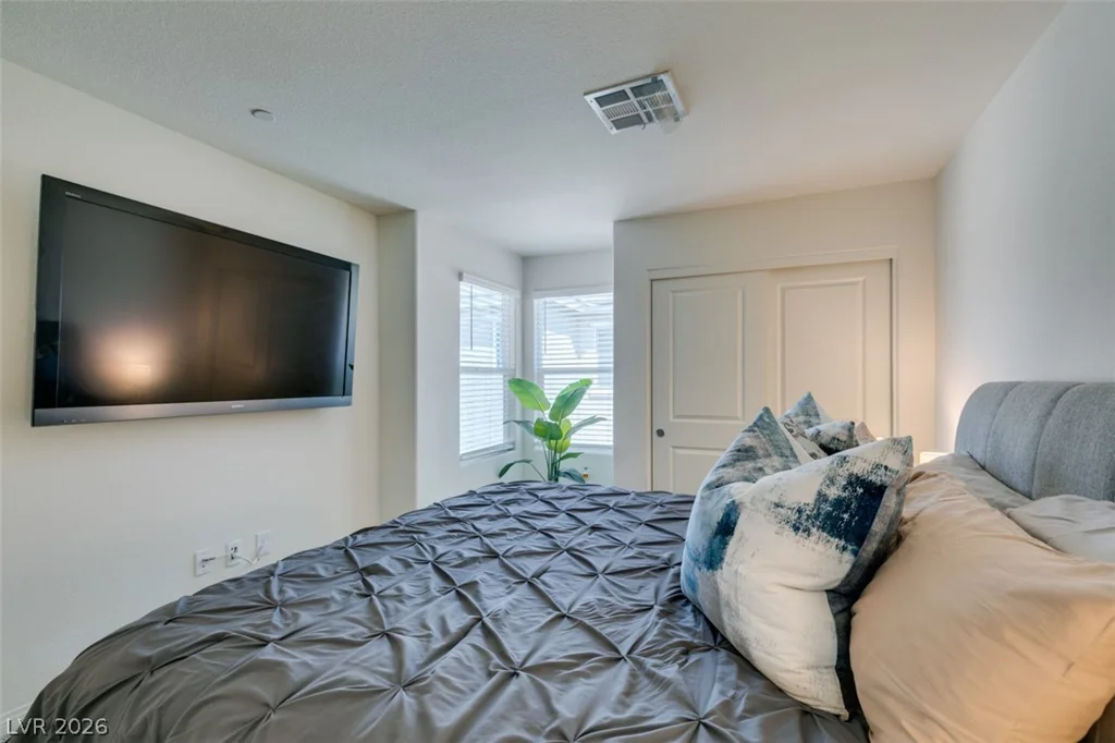 2682 Weathered Copper, North Las Vegas, NV 89086