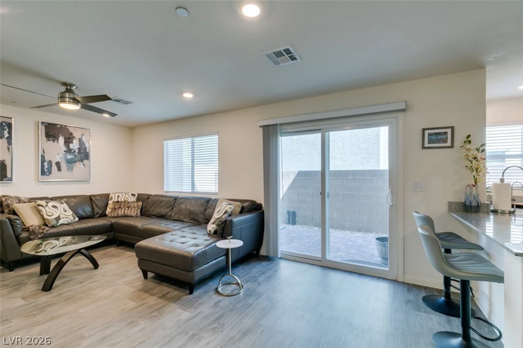 2682 Weathered Copper, North Las Vegas, NV 89086