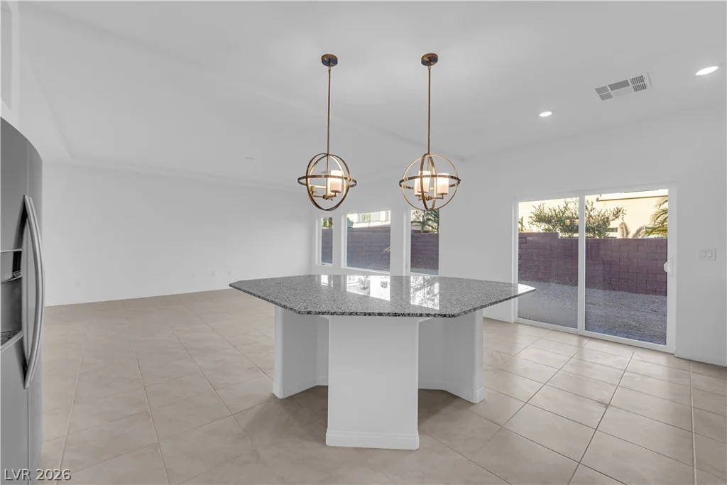 6142 Kelson Creek, Las Vegas, NV 89118