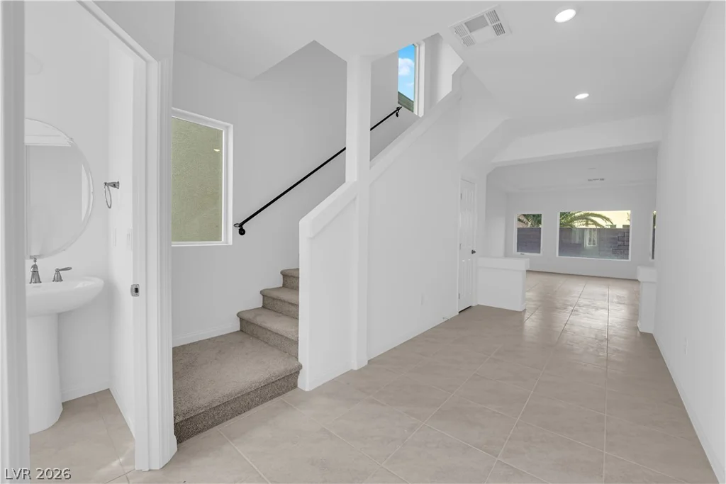 6142 Kelson Creek, Las Vegas, NV 89118