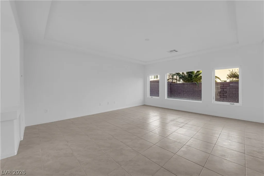 6142 Kelson Creek, Las Vegas, NV 89118