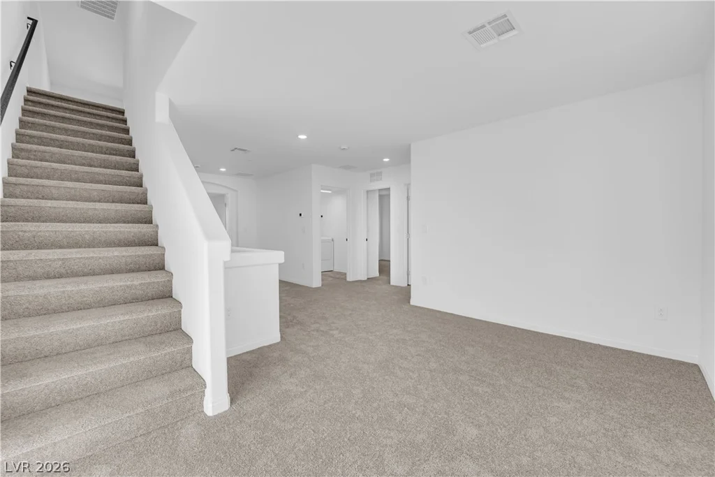6142 Kelson Creek, Las Vegas, NV 89118