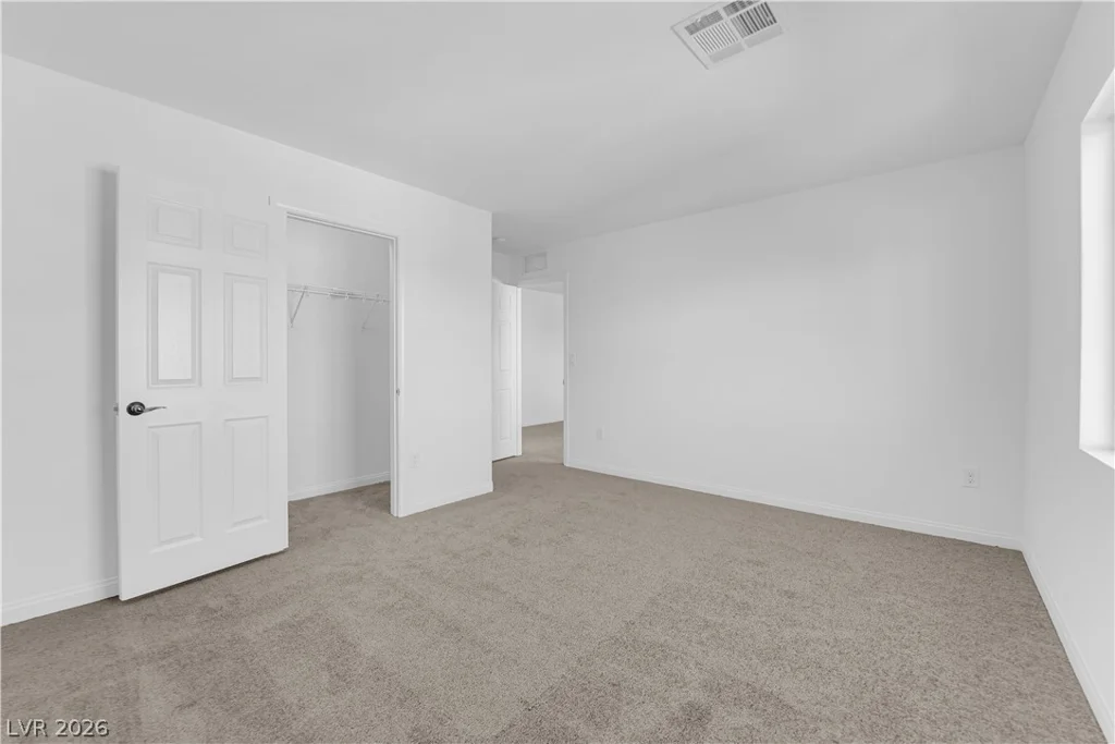 6142 Kelson Creek, Las Vegas, NV 89118