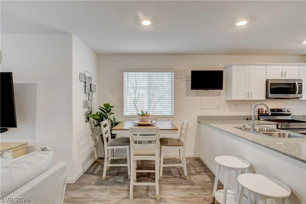 2872 Atomic Tangerine, Las Vegas, NV 89183