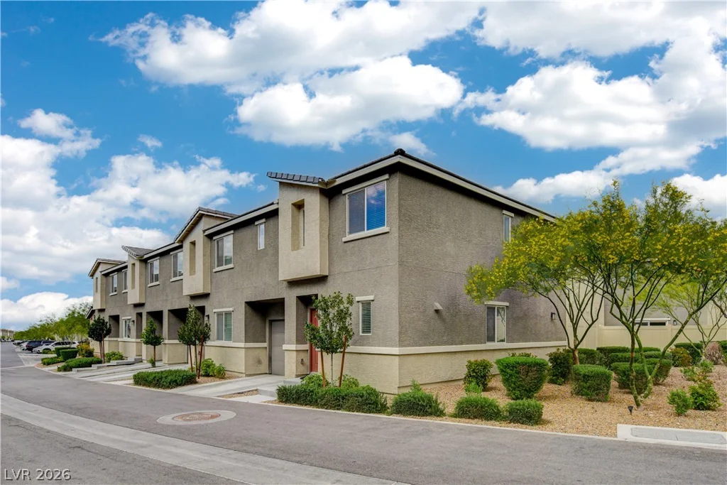 2872 Atomic Tangerine, Las Vegas, NV 89183