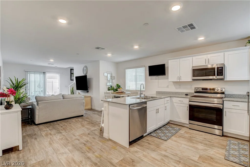 2872 Atomic Tangerine, Las Vegas, NV 89183