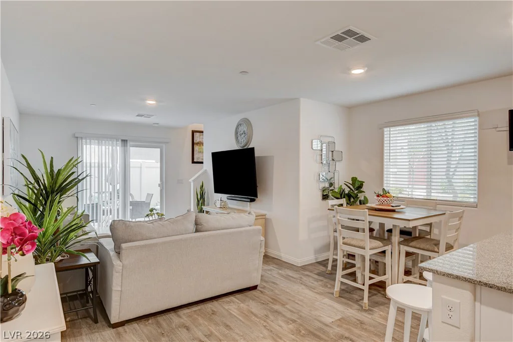 2872 Atomic Tangerine, Las Vegas, NV 89183