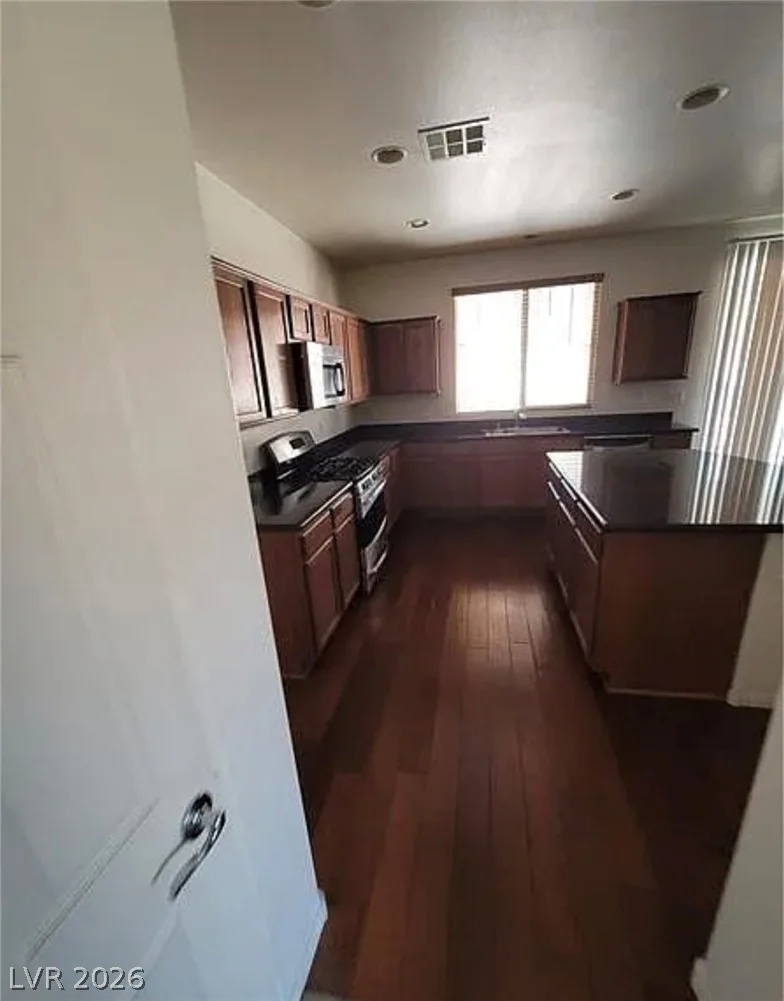 6647 Brooklyn Heights, Las Vegas, NV 89166