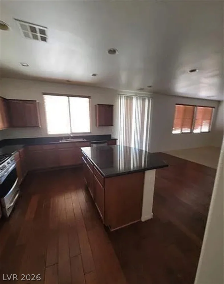 6647 Brooklyn Heights, Las Vegas, NV 89166