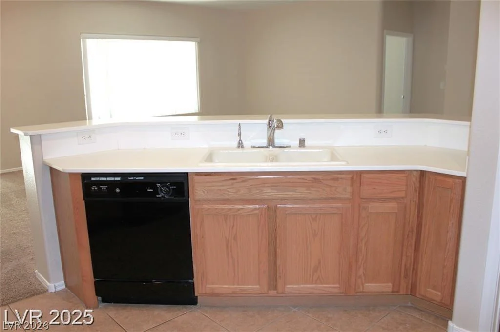 2212 Sawtooth Mountain, Henderson, NV 89044
