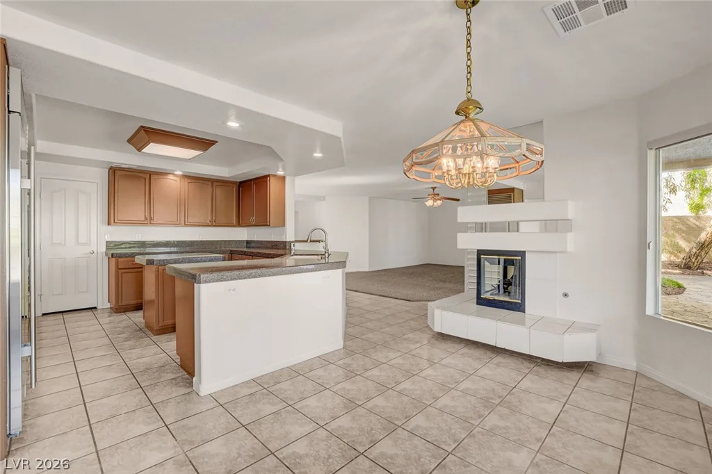 902 Cripple Creek, Henderson, NV 89014