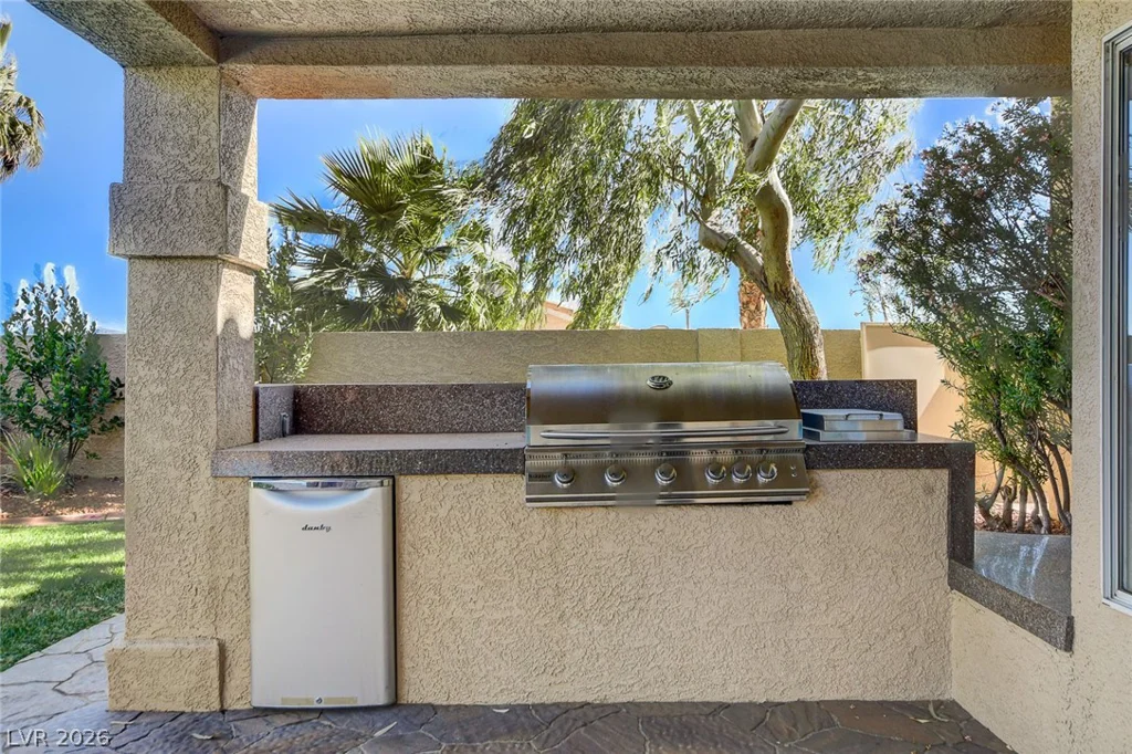 902 Cripple Creek, Henderson, NV 89014