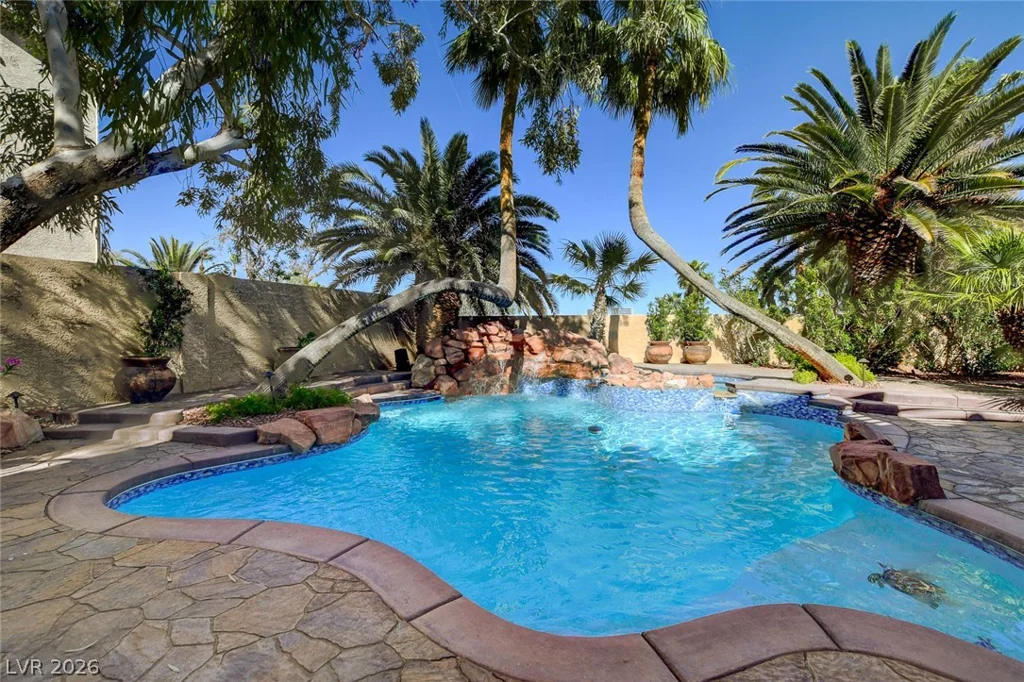 902 Cripple Creek, Henderson, NV 89014