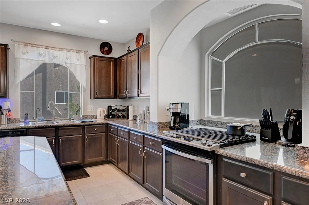 9656 Paraiso Springs, Las Vegas, NV 89139