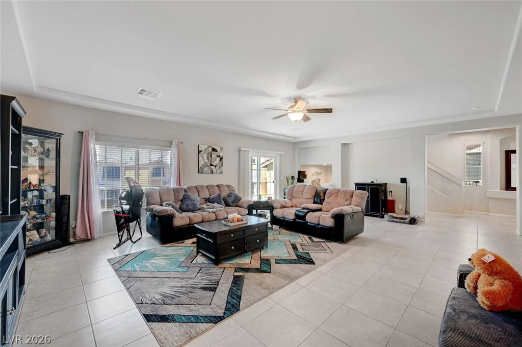 9656 Paraiso Springs, Las Vegas, NV 89139