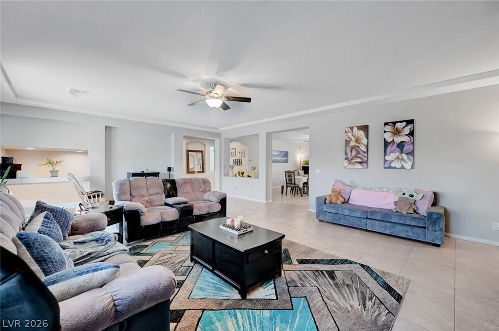 9656 Paraiso Springs, Las Vegas, NV 89139