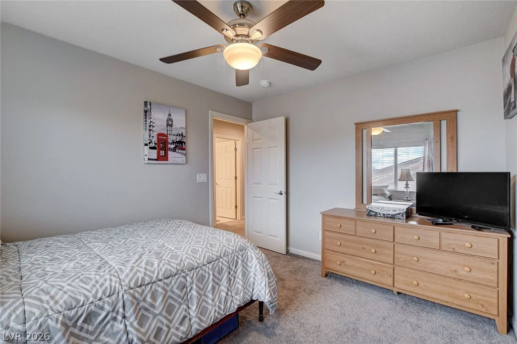 9656 Paraiso Springs, Las Vegas, NV 89139