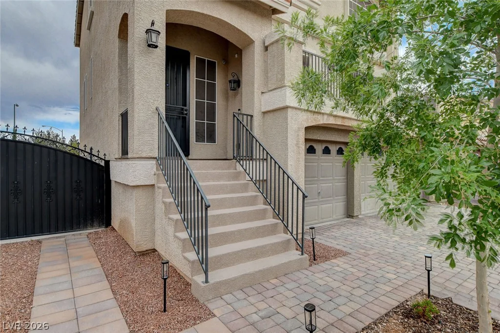 9656 Paraiso Springs, Las Vegas, NV 89139