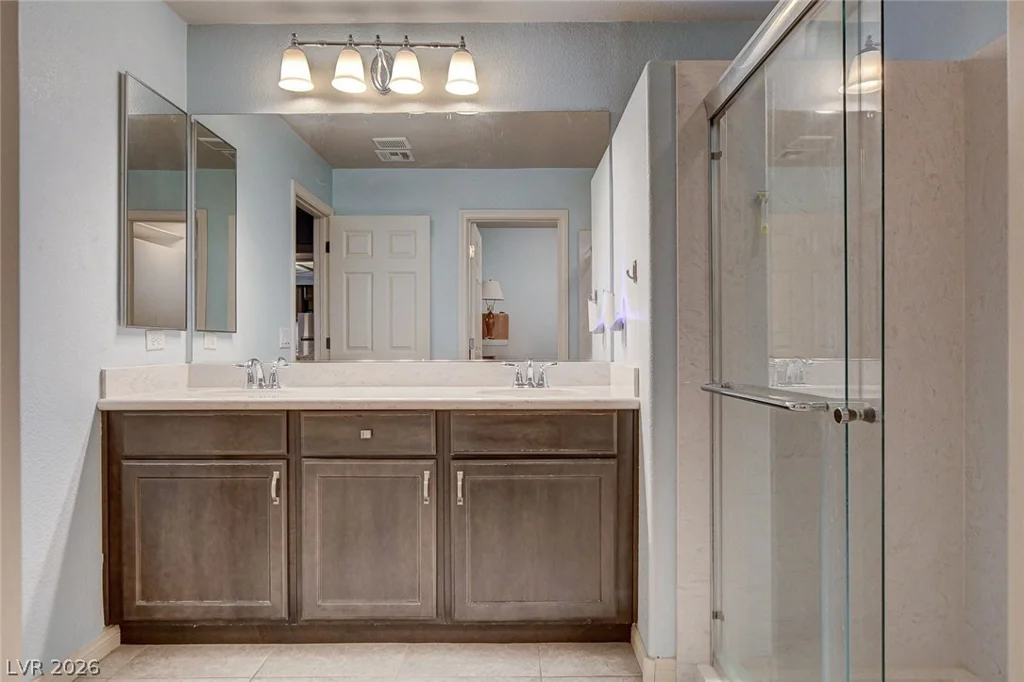 9656 Paraiso Springs, Las Vegas, NV 89139