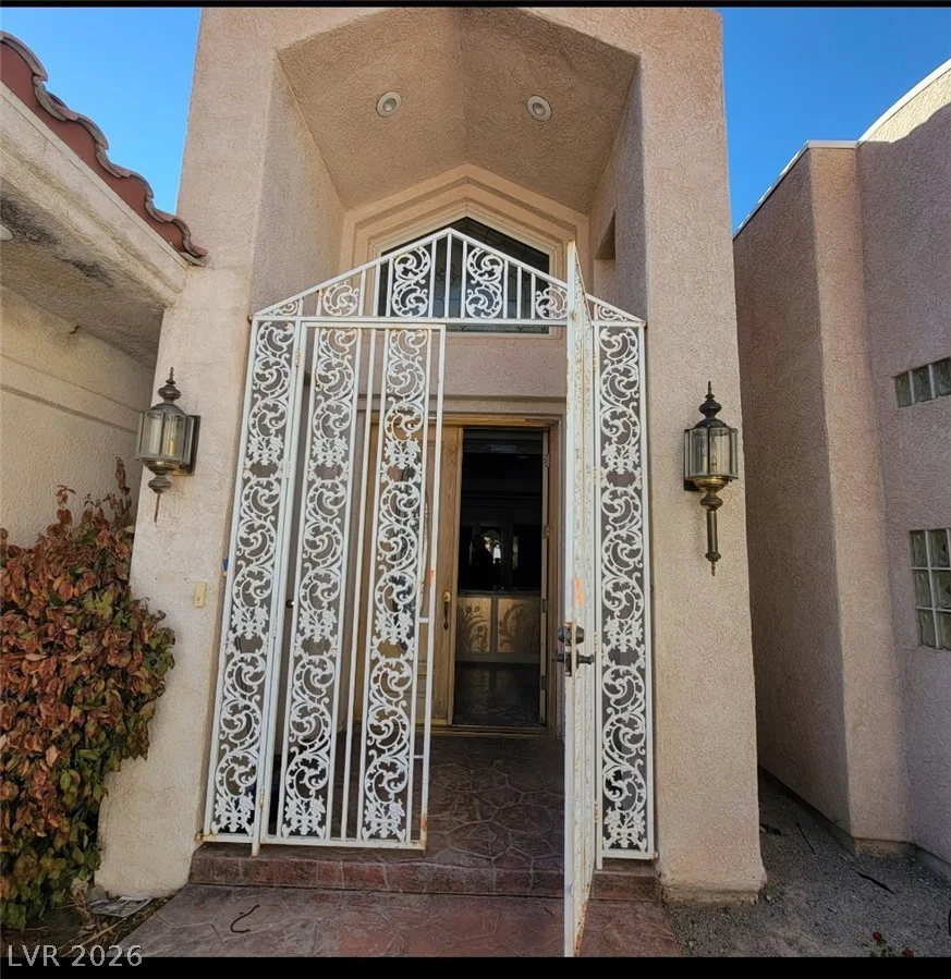 1931 Claudine, Las Vegas, NV 89156