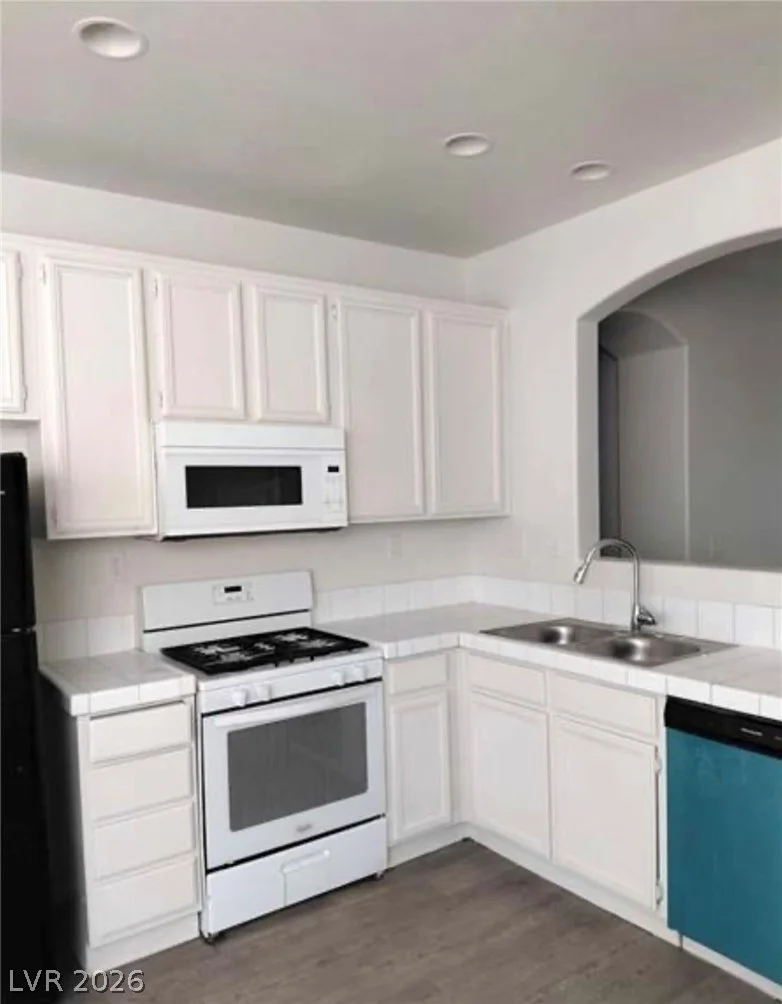 6420 INDIAN PEAK, North Las Vegas, NV 89084
