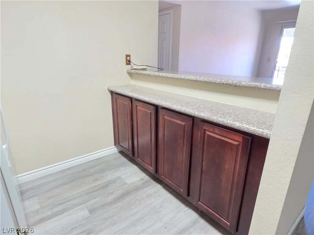 5121 River Glen, Las Vegas, NV 89103