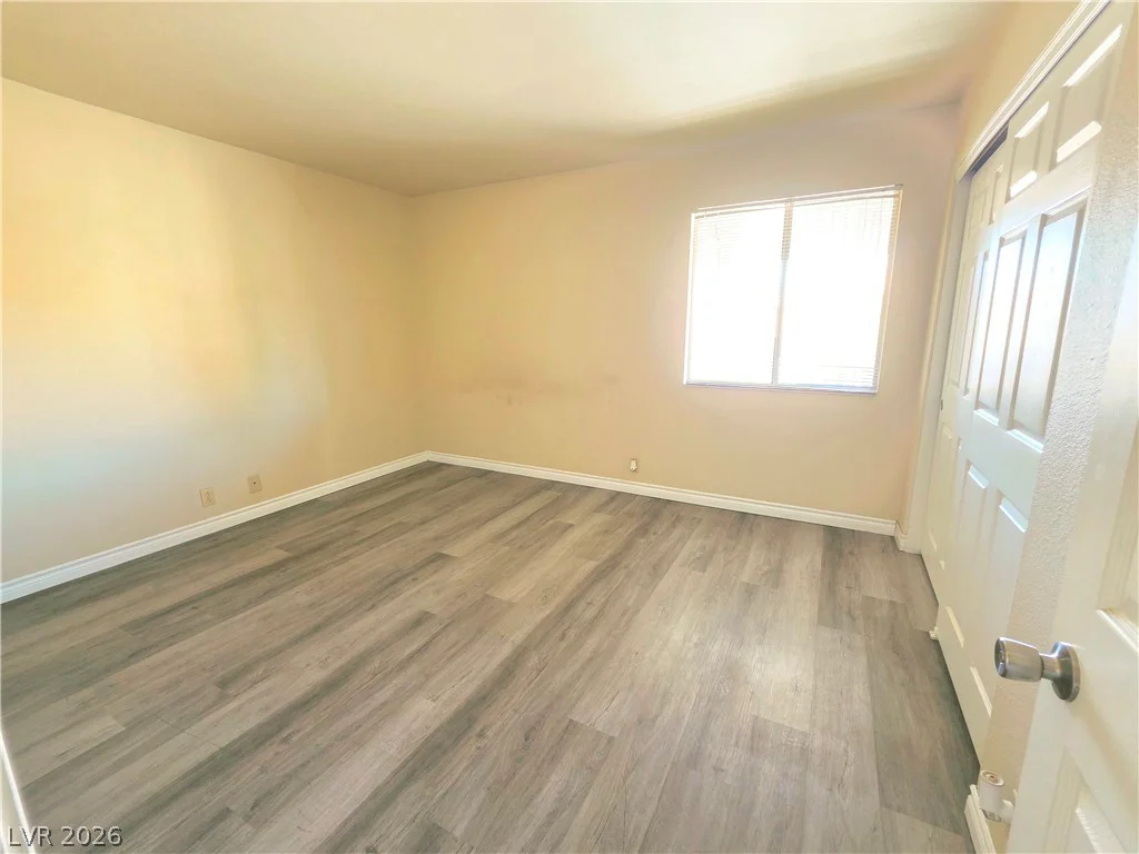 5121 River Glen, Las Vegas, NV 89103