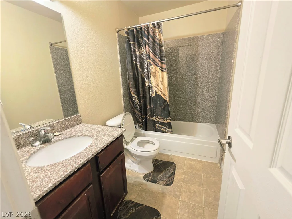 5121 River Glen, Las Vegas, NV 89103