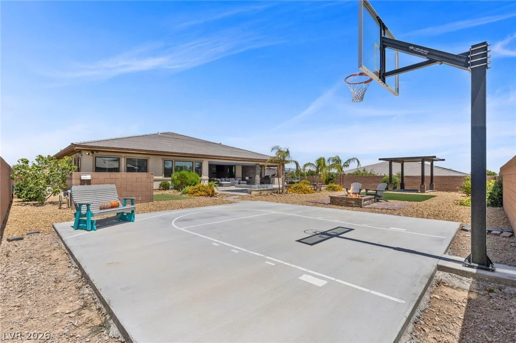 9841 El Campo Grande, Las Vegas, NV 89149