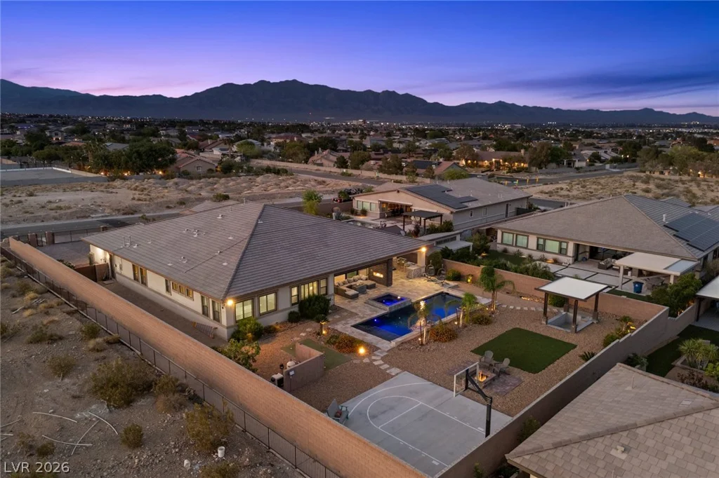 9841 El Campo Grande, Las Vegas, NV 89149