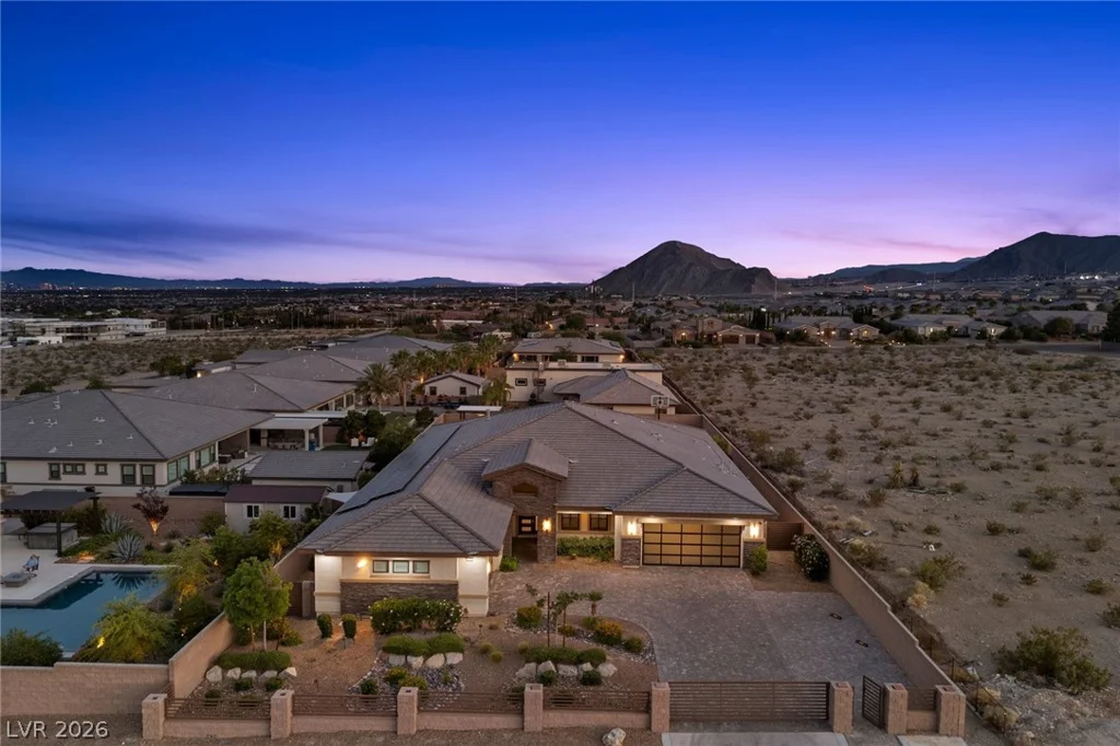 9841 El Campo Grande, Las Vegas, NV 89149