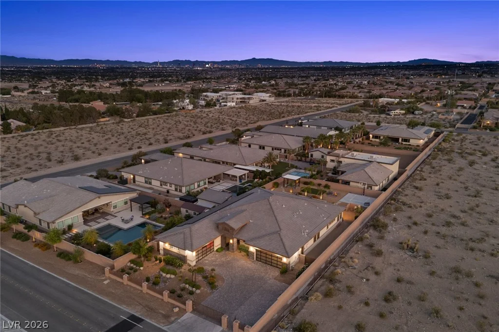 9841 El Campo Grande, Las Vegas, NV 89149