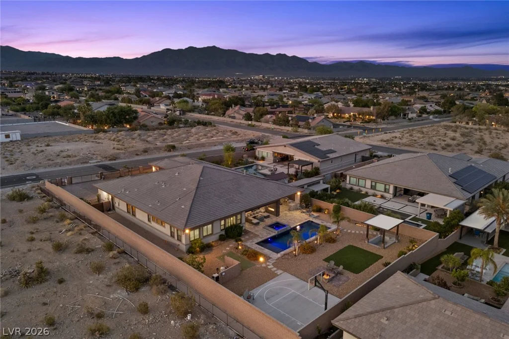 9841 El Campo Grande, Las Vegas, NV 89149