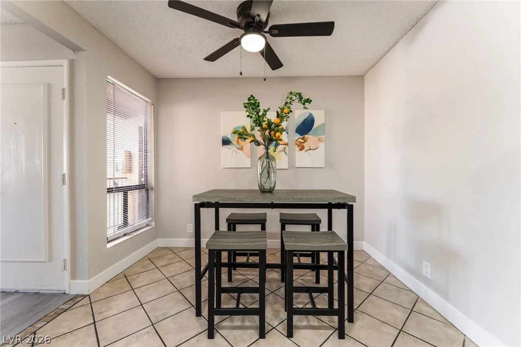 3151 Soaring Gulls, Las Vegas, NV 89128