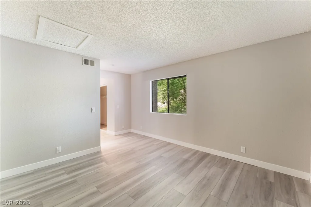 3151 Soaring Gulls, Las Vegas, NV 89128