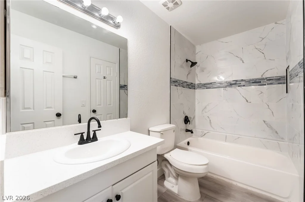 3151 Soaring Gulls, Las Vegas, NV 89128