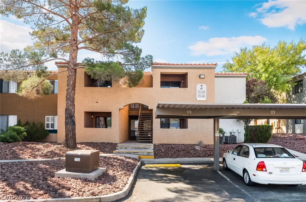 3151 Soaring Gulls, Las Vegas, NV 89128