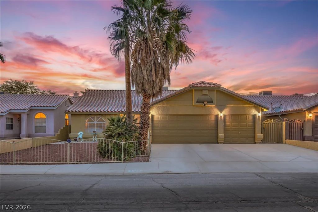 3829 Iverson, North Las Vegas, NV 89032