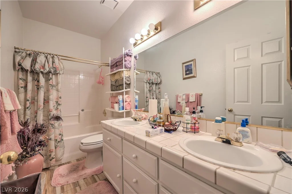 3829 Iverson, North Las Vegas, NV 89032