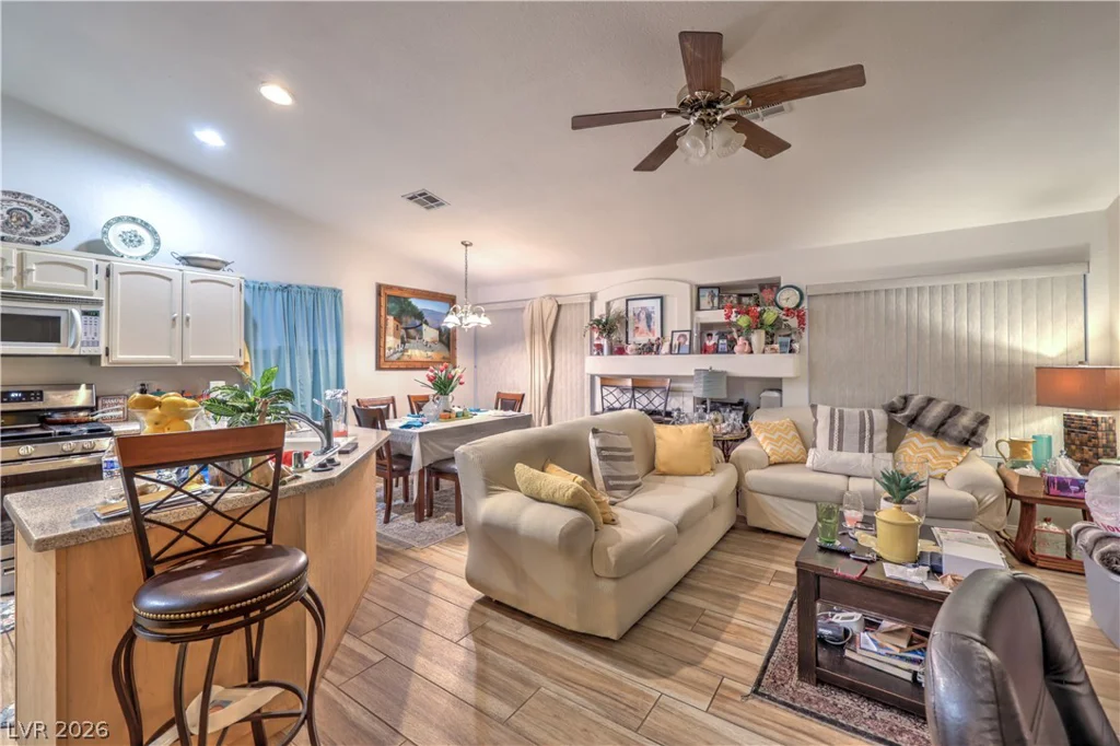 3829 Iverson, North Las Vegas, NV 89032